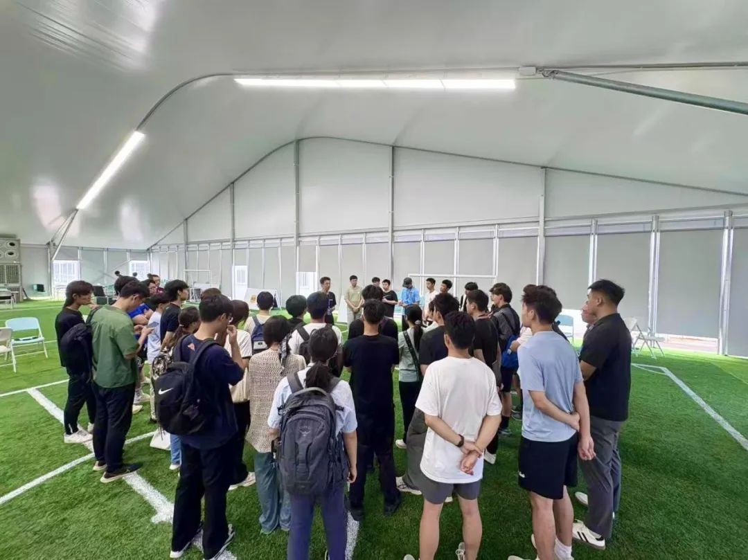 学山海队之, 失控时的行 学山海队之, 失控时的行