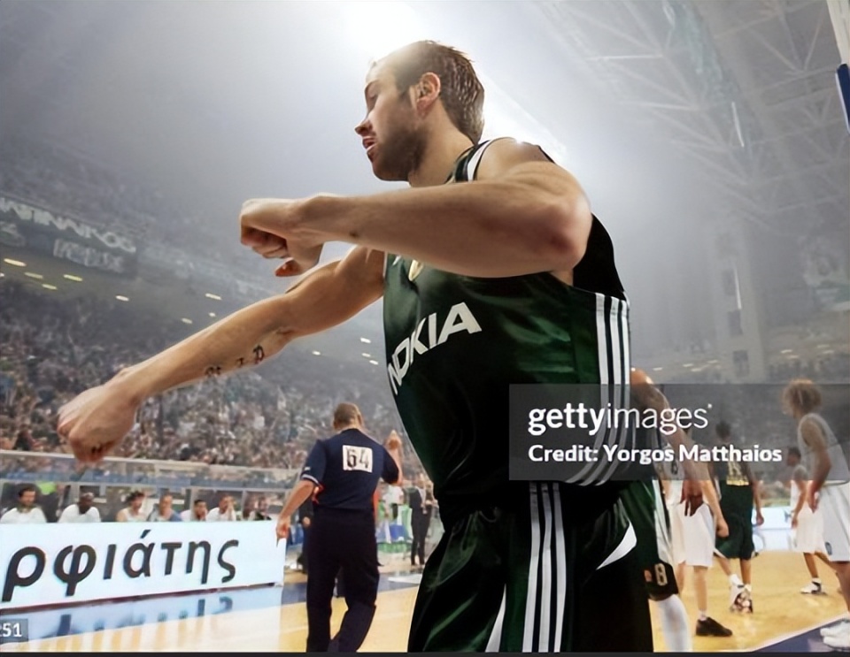 XvNHK, 他率队又一