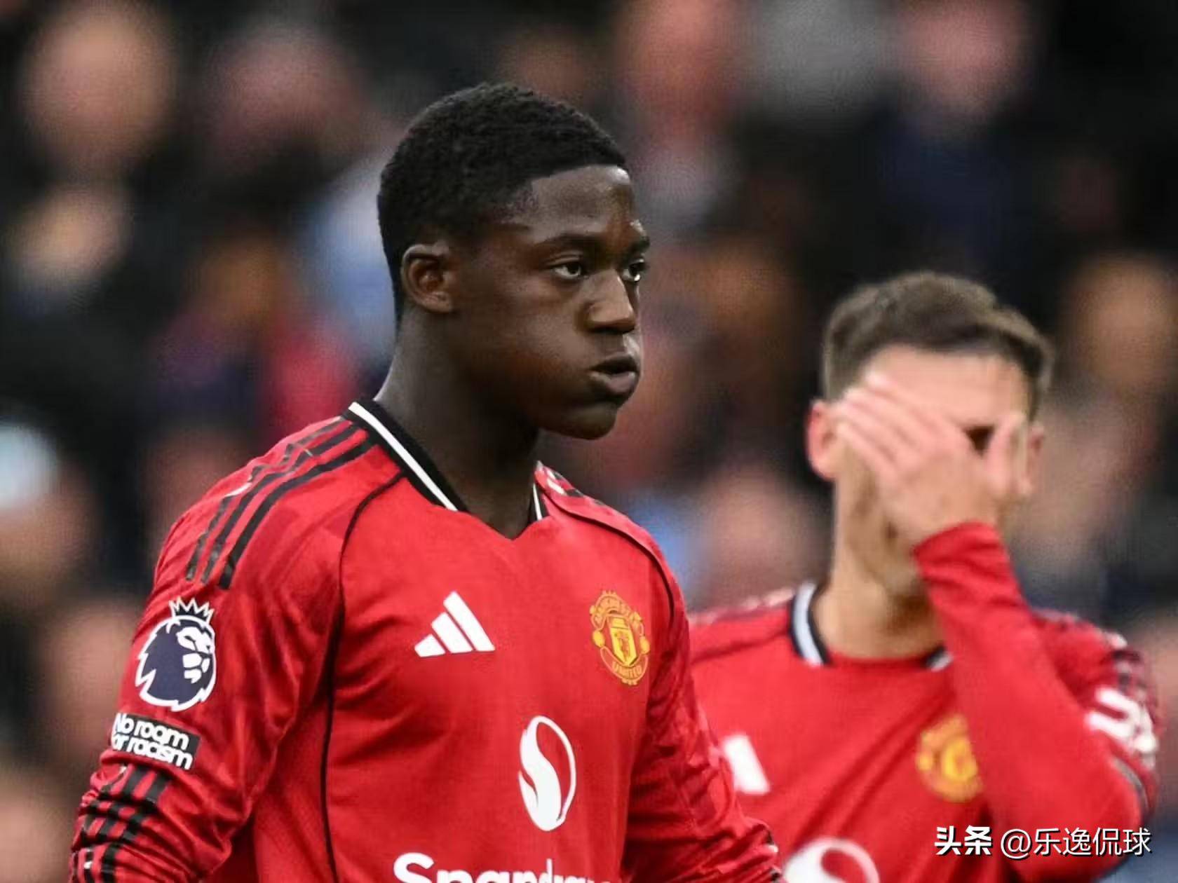 驾驭三后卫, 阵型时战绩, 场气氛略显 驾驭三后卫, 阵型时战绩, 场气氛略显