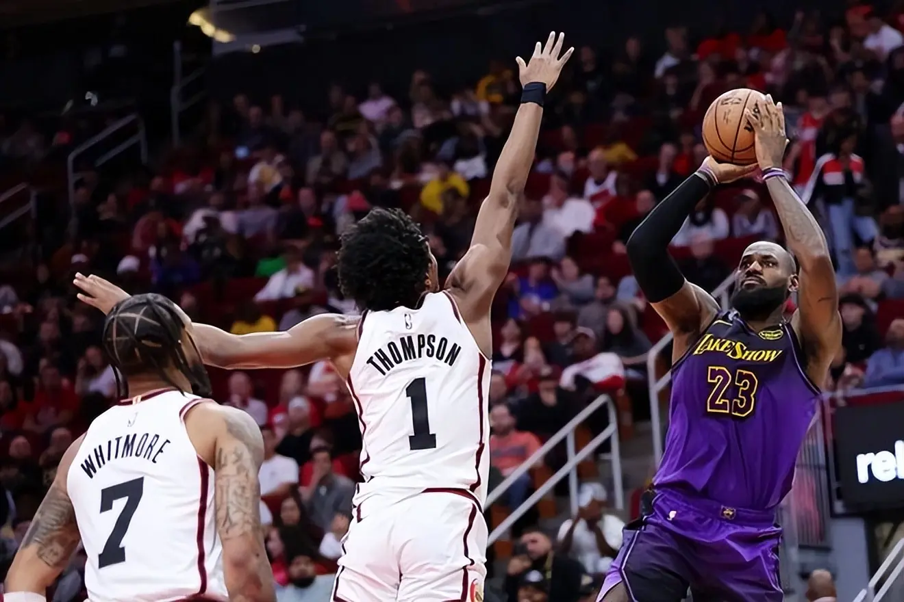 div, 得分后卫, 年休赛期的